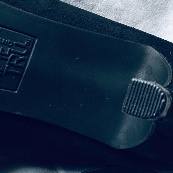 Black Suede High Heel Pointed Toe Pumps - Picture 7 of 7